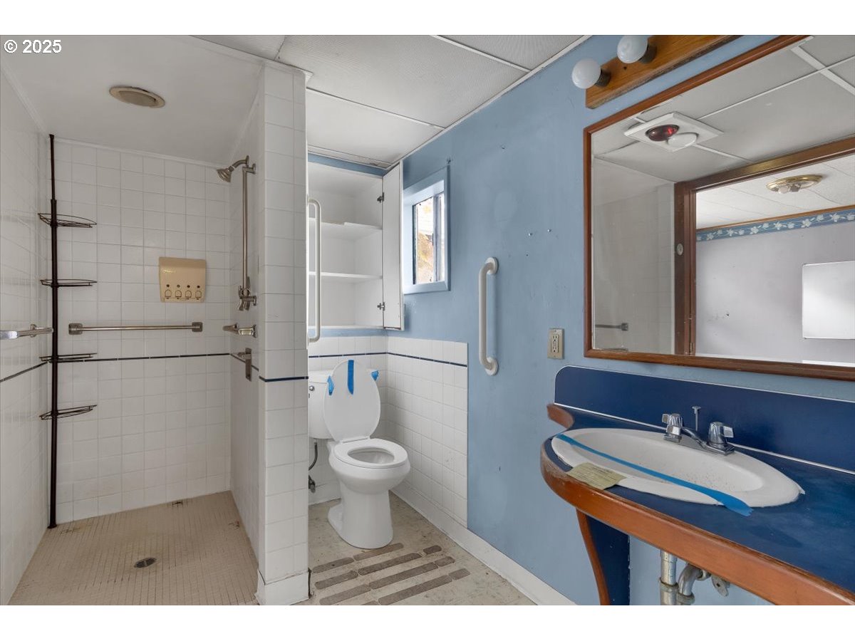 1110 6th Avenue Seaside, OR 97138 - Photo 30 of 48