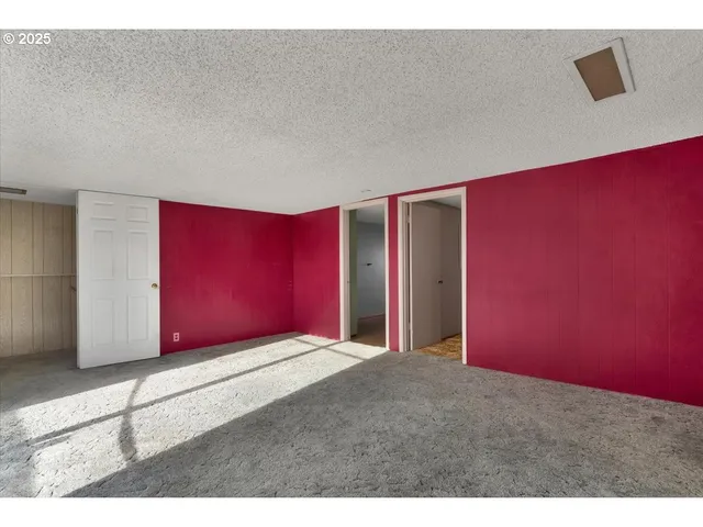 $324,900 | 1110 6th Avenue, Seaside, OR 97138