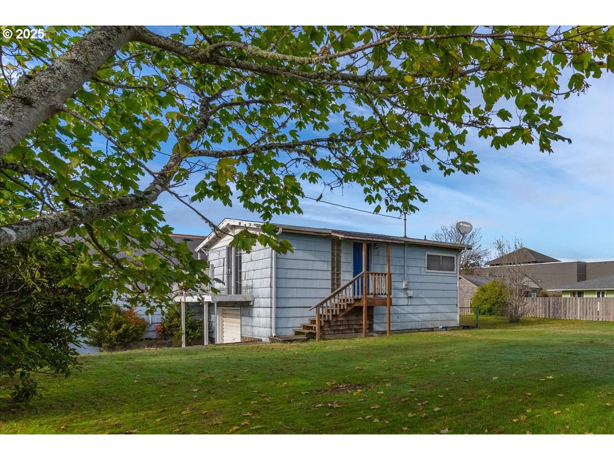 1110 6th Avenue Seaside, OR 97138 - Photo 41 of 48