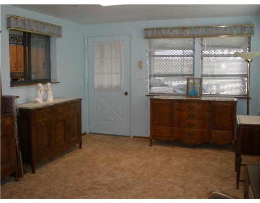 507 Friday Road Pittsburgh, PA 15209 - Photo 9 of 18 Family Room.