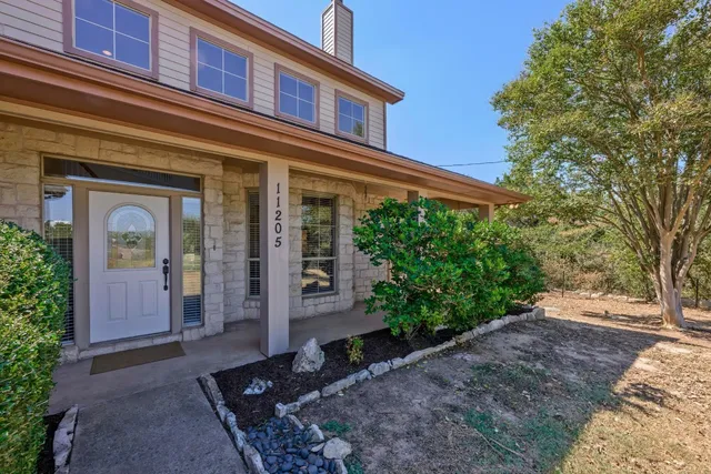 $660,000 | 11205 Oak Branch Drive, Austin, TX 78737