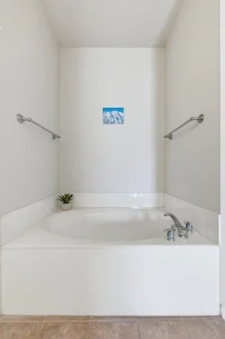 $660,000 | 11205 Oak Branch Drive, Austin, TX 78737