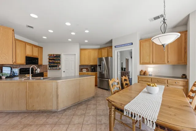 $660,000 | 11205 Oak Branch Drive, Austin, TX 78737