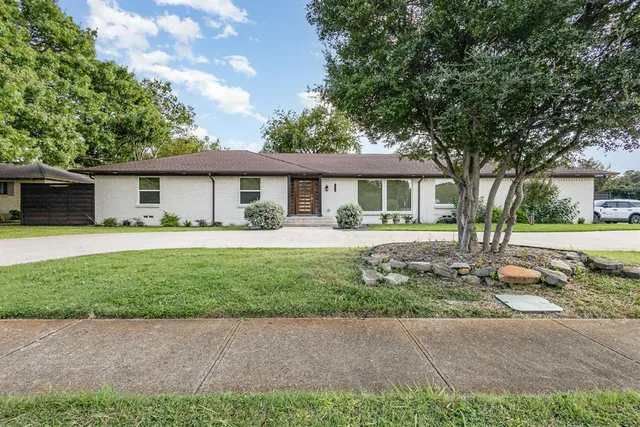 $4,200 | 5710 Forest Lane, Dallas, TX 75230