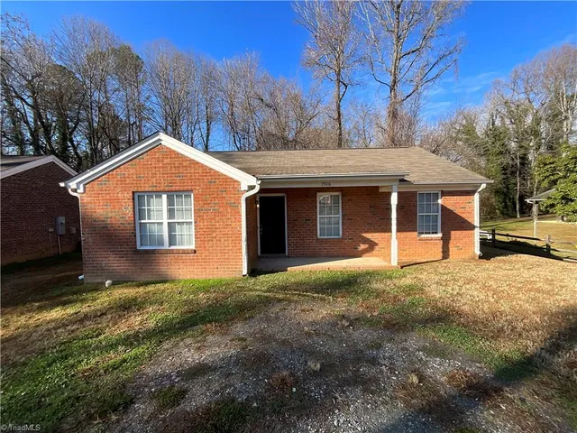 $1,395 | 1506 Hidden Creek Terrace, High Point, NC 27260
