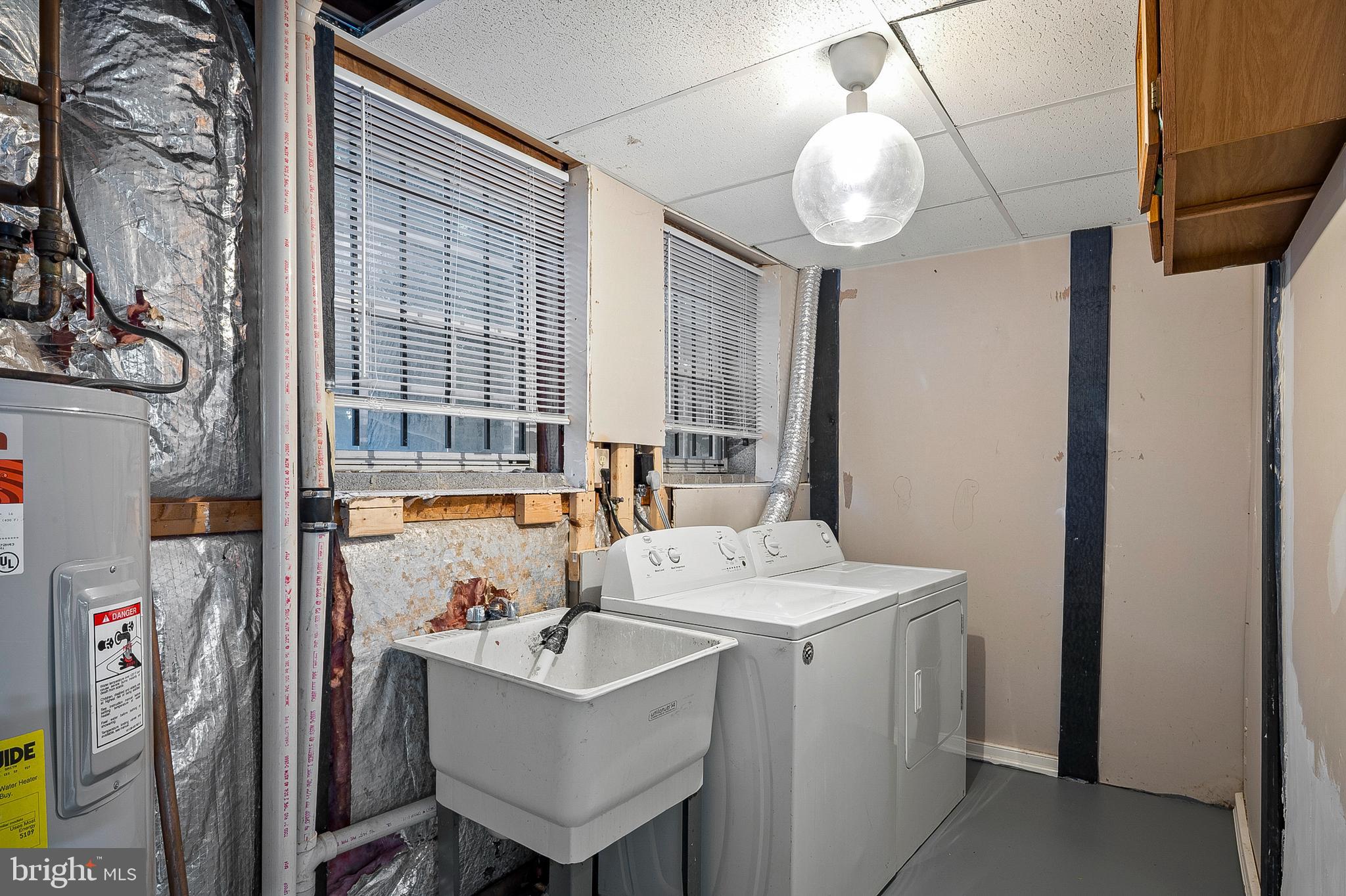 11339 Baroque Road Silver Spring, MD 20901 - Photo 31 of 39 Laundry Room