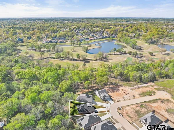 $359,999 | 492 Preston Rdg Drive, Tyler, TX 75703