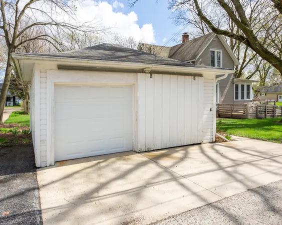 $209,000 | 421 Prospect Street, DeKalb, IL 60115