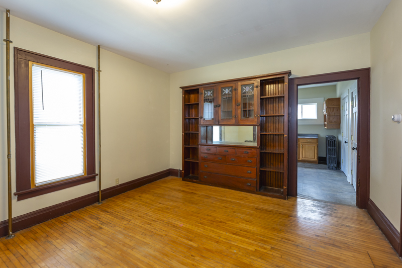 421 Prospect Street DeKalb, IL 60115 - Photo 13 of 37