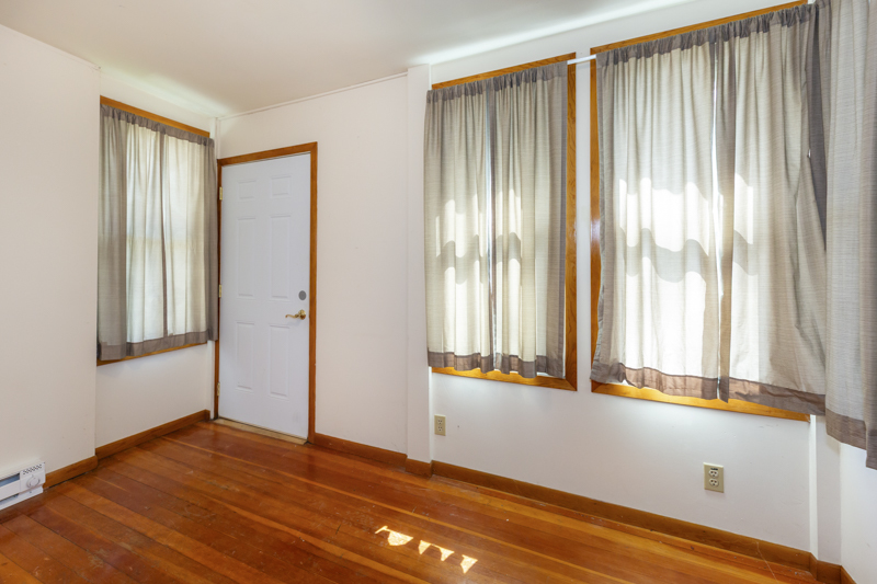 421 Prospect Street DeKalb, IL 60115 - Photo 18 of 37