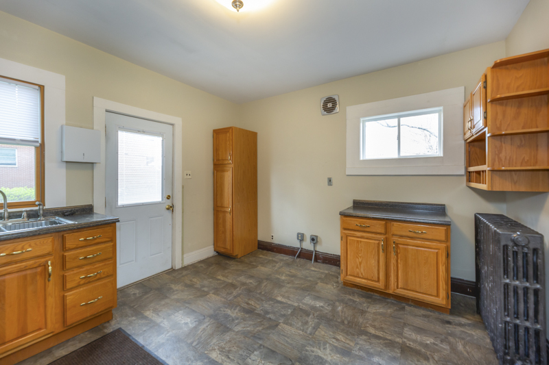 421 Prospect Street DeKalb, IL 60115 - Photo 25 of 37