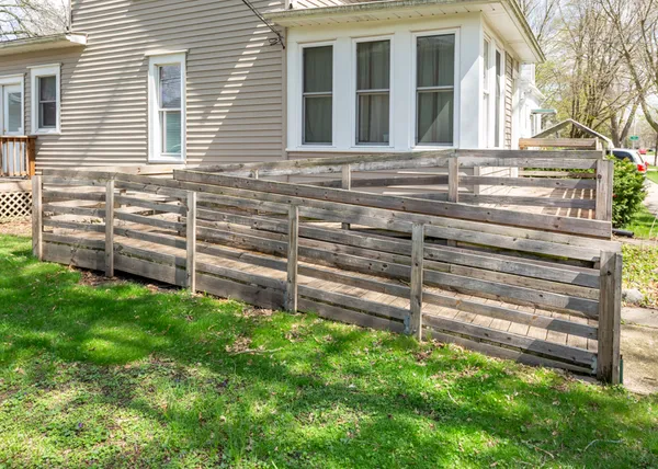 $209,000 | 421 Prospect Street, DeKalb, IL 60115