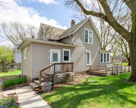 $209,000 | 421 Prospect Street, DeKalb, IL 60115