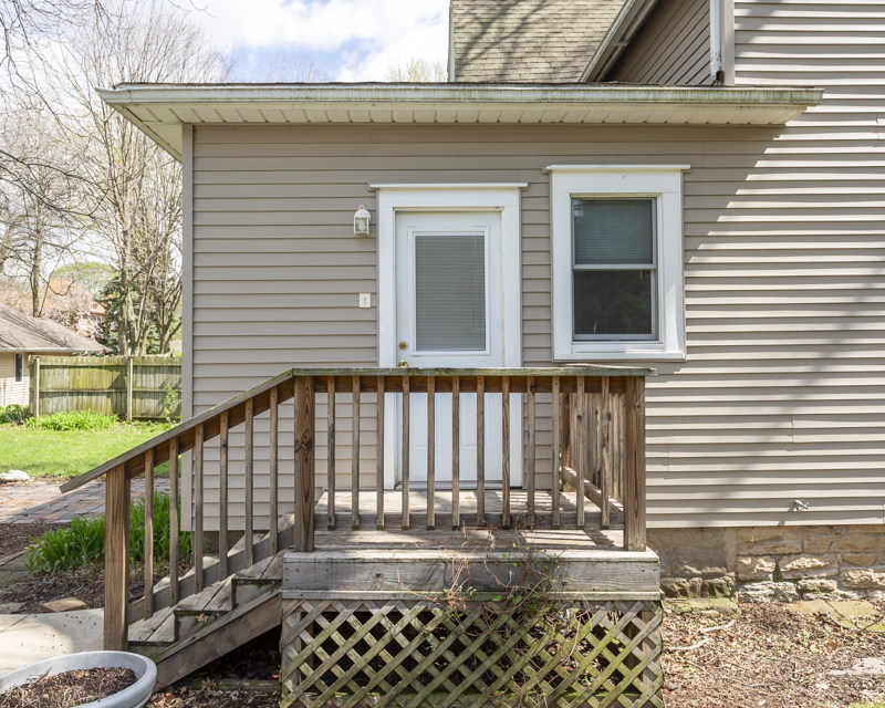 421 Prospect Street DeKalb, IL 60115 - Photo 8 of 37