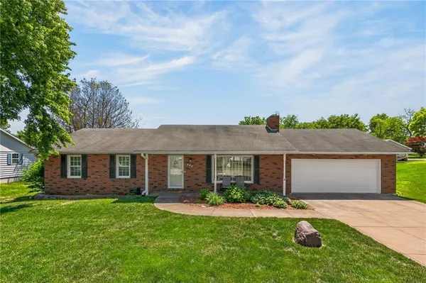$254,900 | 802 West Duncan Drive, Savannah, MO 64485