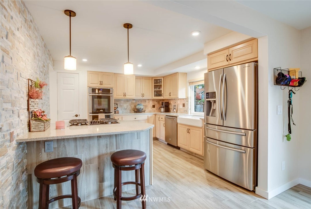 15707 Southeast 166th Place Renton, WA 98058 - Photo 12 of 24 Gallery Image 12
