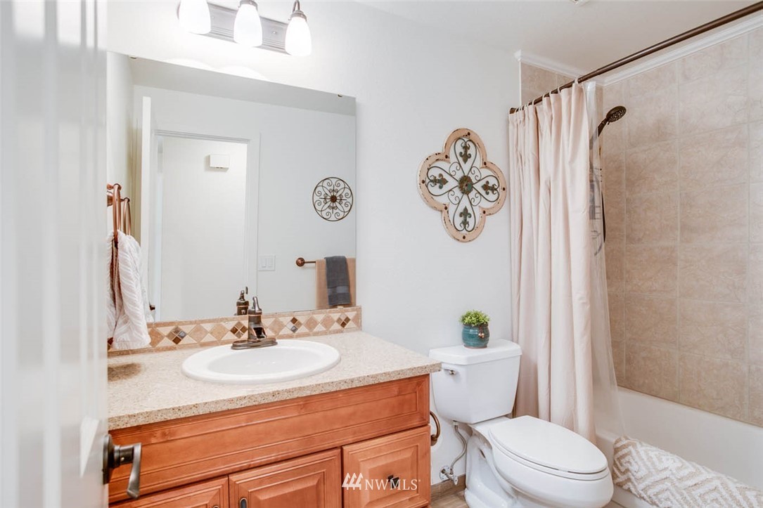 15707 Southeast 166th Place Renton, WA 98058 - Photo 20 of 24 Gallery Image 20