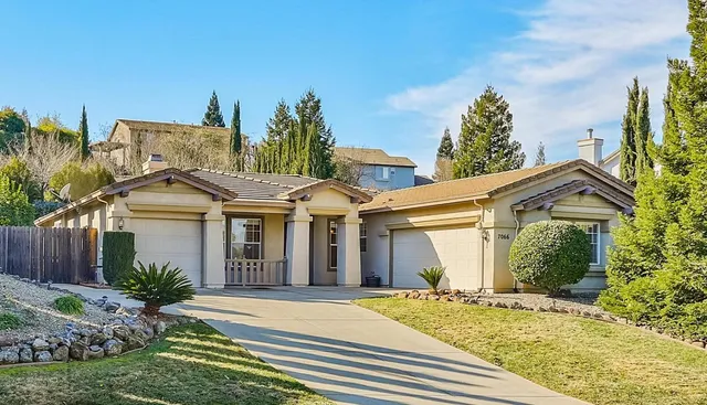 $699,000 | 7066 Kentfield Drive, Shingle Springs, CA 95682