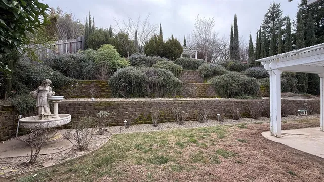 a view of a outdoor space