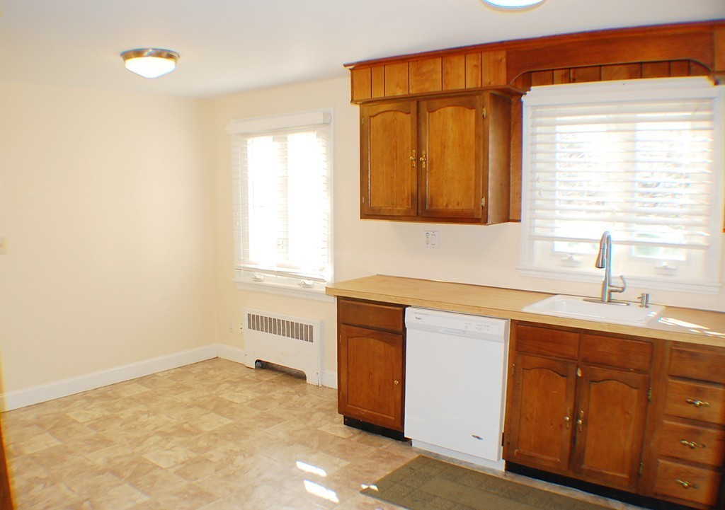 82 Russell Road Framingham, MA 01702 - Photo 7 of 24 Gallery Image 7