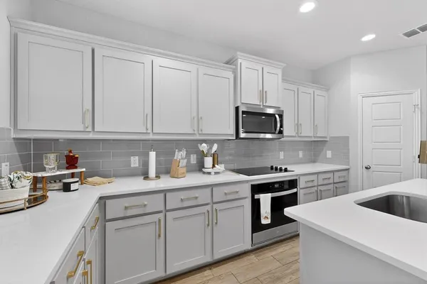 $366,000 | 6040 Bursey Road, Watauga, TX 76148