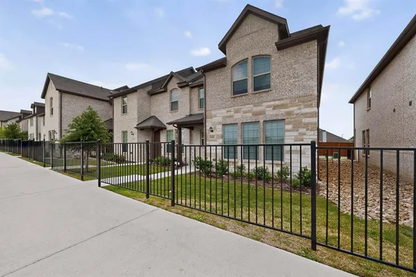 $366,000 | 6040 Bursey Road, Watauga, TX 76148