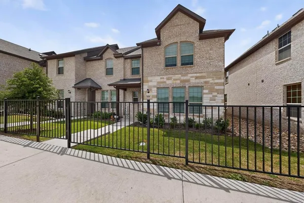 $366,000 | 6040 Bursey Road, Watauga, TX 76148