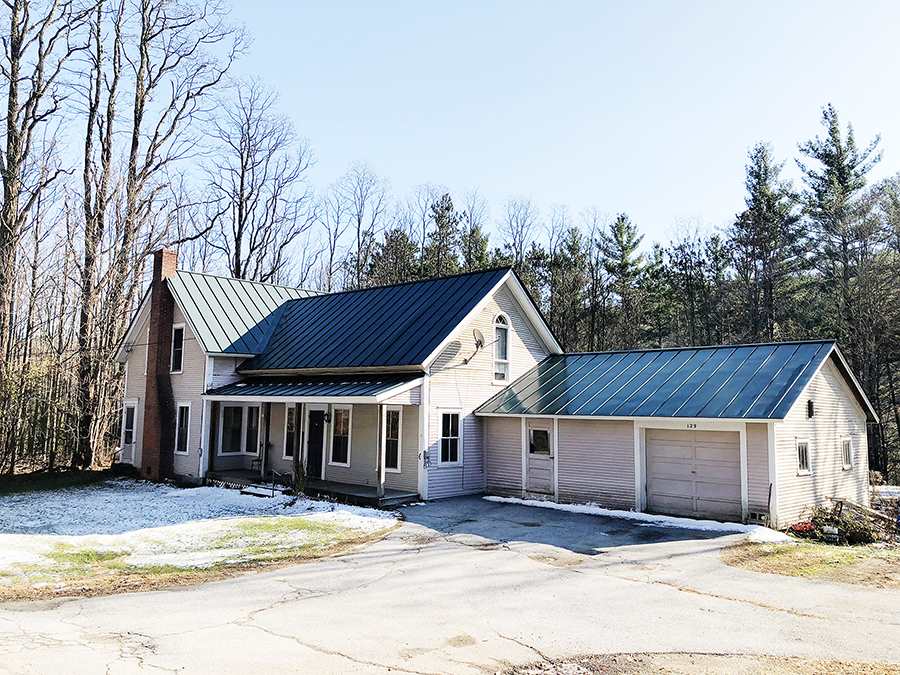 129 Lincoln Gap Road Warren, VT 05674 - Photo 2 of 4