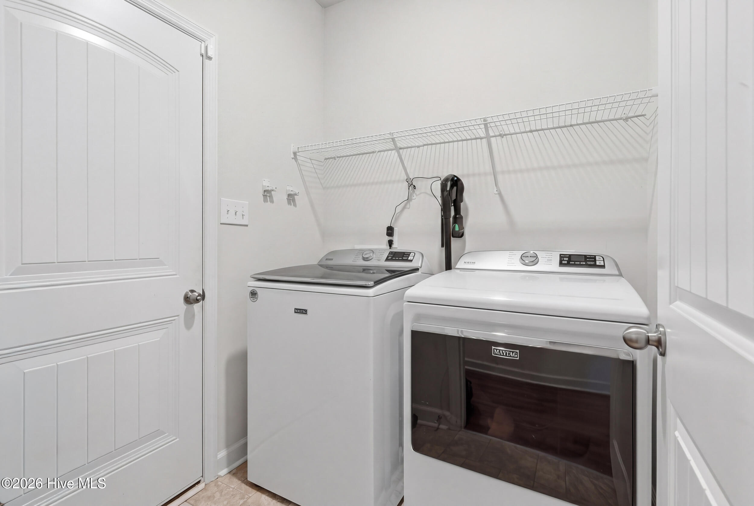 417 Old Stage Road Richlands, NC 28574 - Photo 24 of 30 37_laundry