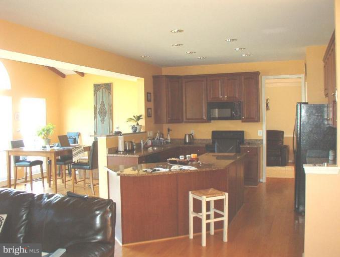 1721 Castle Rock Road Frederick, MD 21701 - Photo 8 of 16 Kitchen #2