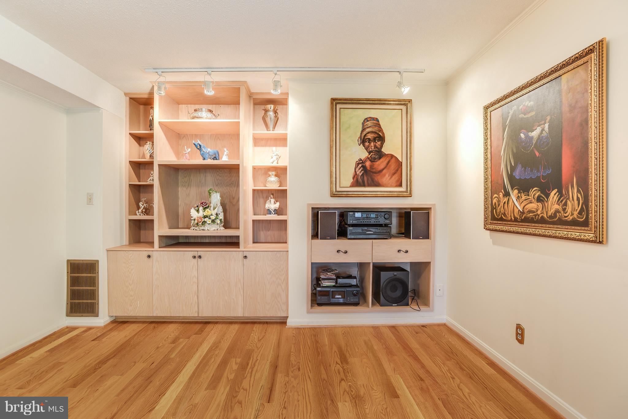 2630 Fox Mill Road Herndon, VA 20171 - Photo 16 of 30 Interior (General)