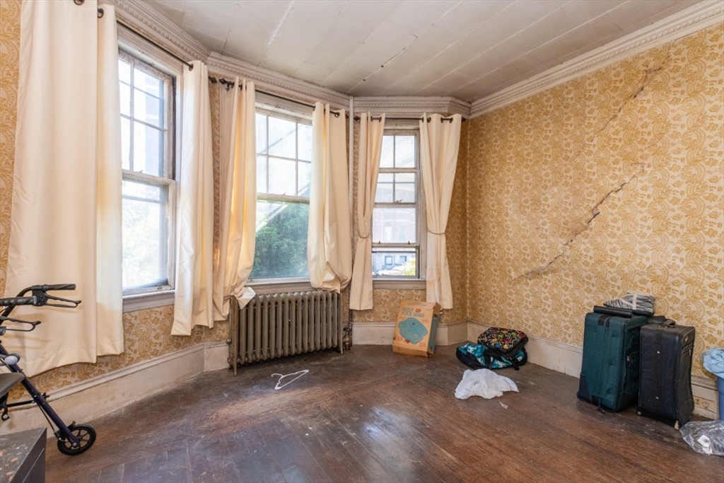 19-21 Orkney Road Boston, MA 02135 - Photo 6 of 36 Gallery Image 6