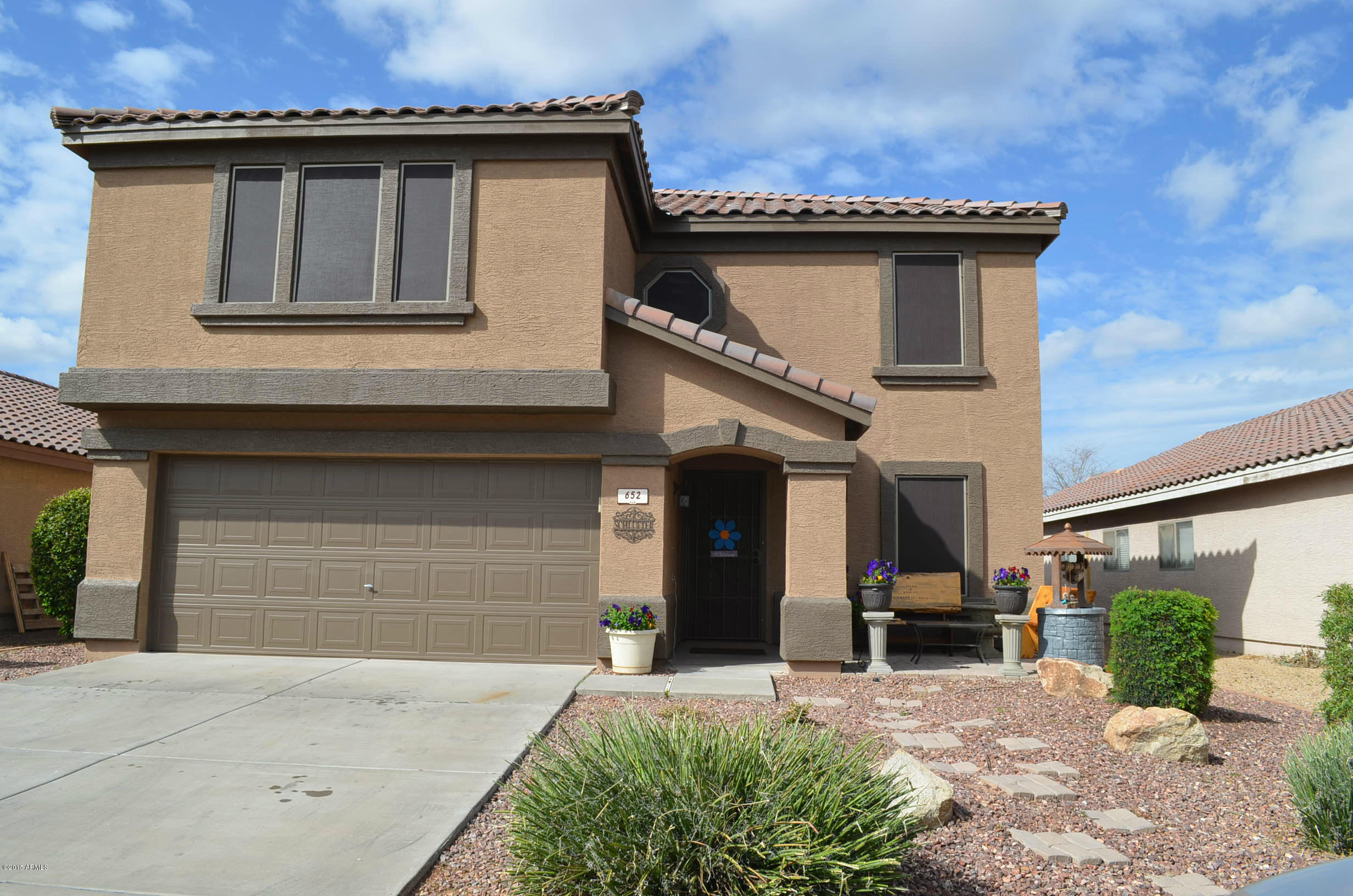 652 South Colonial Court Gilbert, AZ 85296 - Photo 1 of 26 4 large bedrooms + Loft and Play Pool!