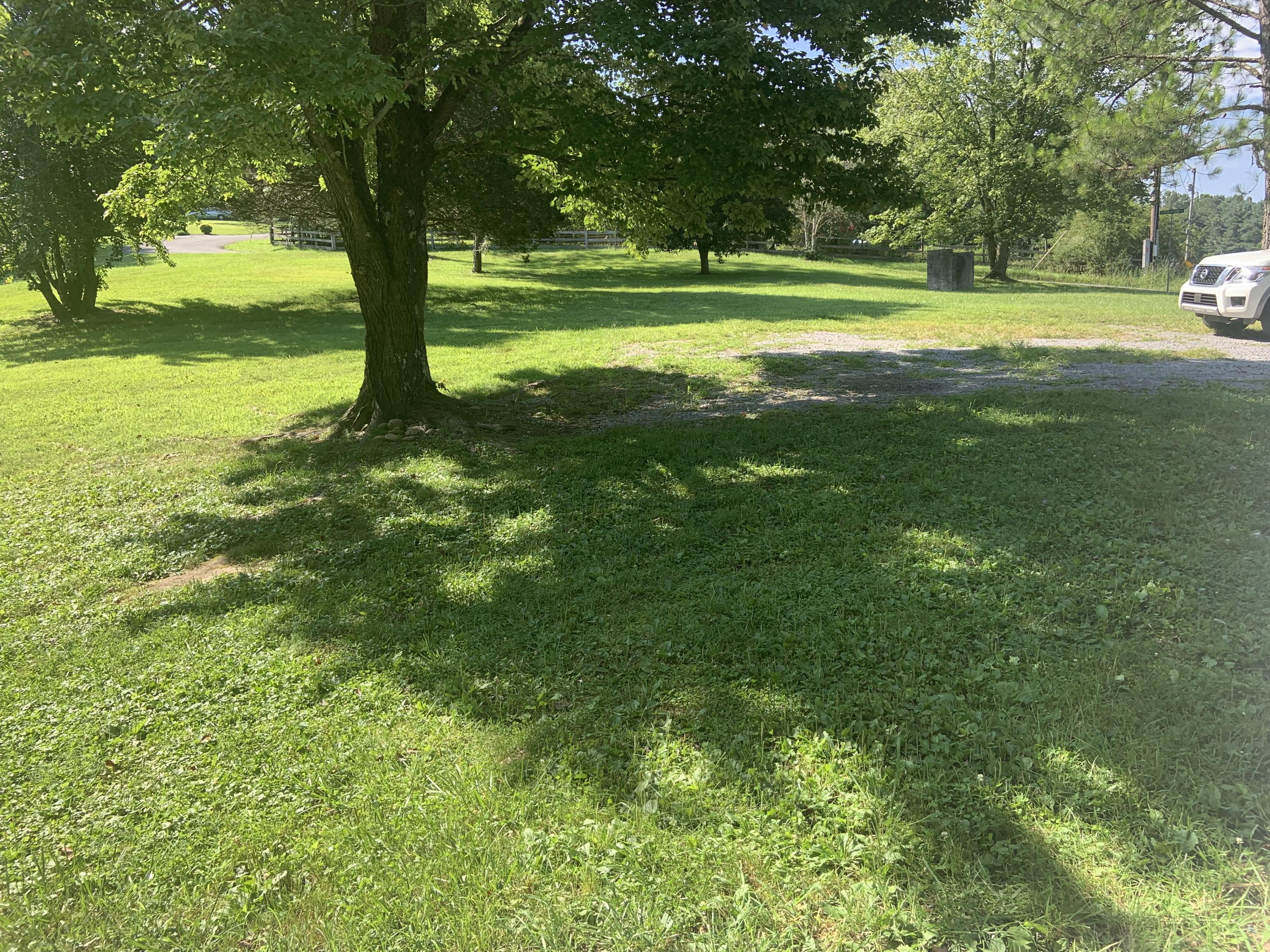 111 River Road Harrogate, TN 37752 - Photo 4 of 19 F3624B19-7BBA-401F-9943-67D3A1FEBAD7