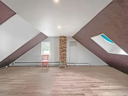 $999,888 | 118 Shelter Rock Road, Roslyn, NY 11576