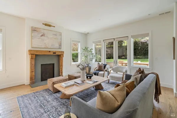 $3,395,000 | 35 Palm Avenue, Corte Madera, CA 94925