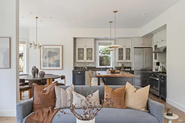 $3,395,000 | 35 Palm Avenue, Corte Madera, CA 94925