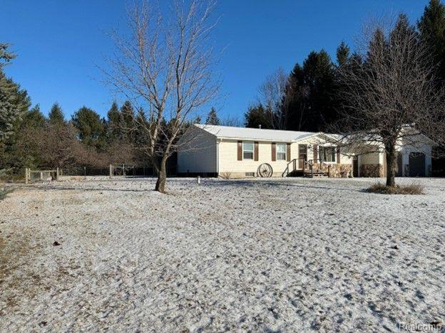 4629 Clark Road Harrisville, MI 48740 - Photo 3 of 41