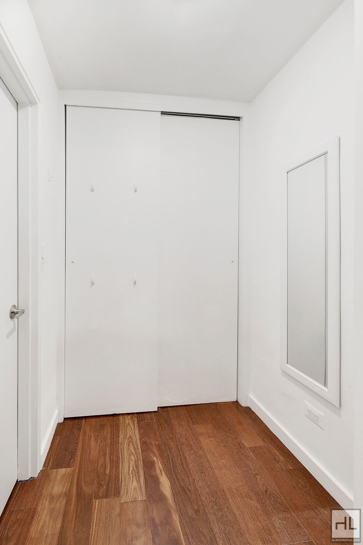 240 East 35th Street, Unit 5C Manhattan, NY 10016 - Photo 9 of 10 Photo 9