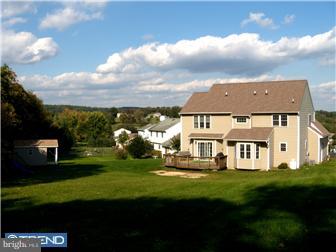 36 Ridge View Drive Coatesville, PA 19320 - Photo 4 of 9 Exterior Back