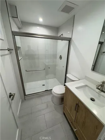 $1,700 | 653 West Glenoaks Boulevard, Unit 7, Glendale, CA 91202
