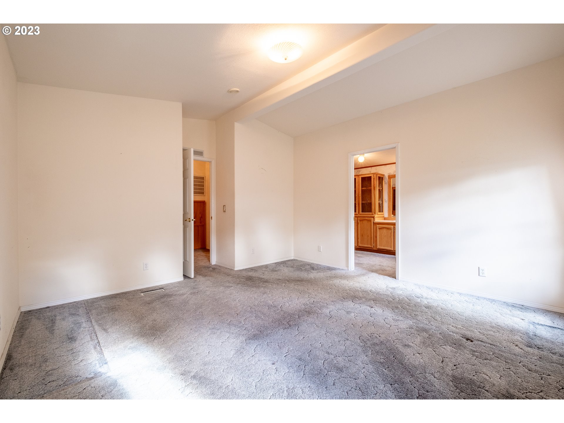 31020 Ty Valley Road Lebanon, OR 97355 - Photo 17 of 42 Gallery Image 17