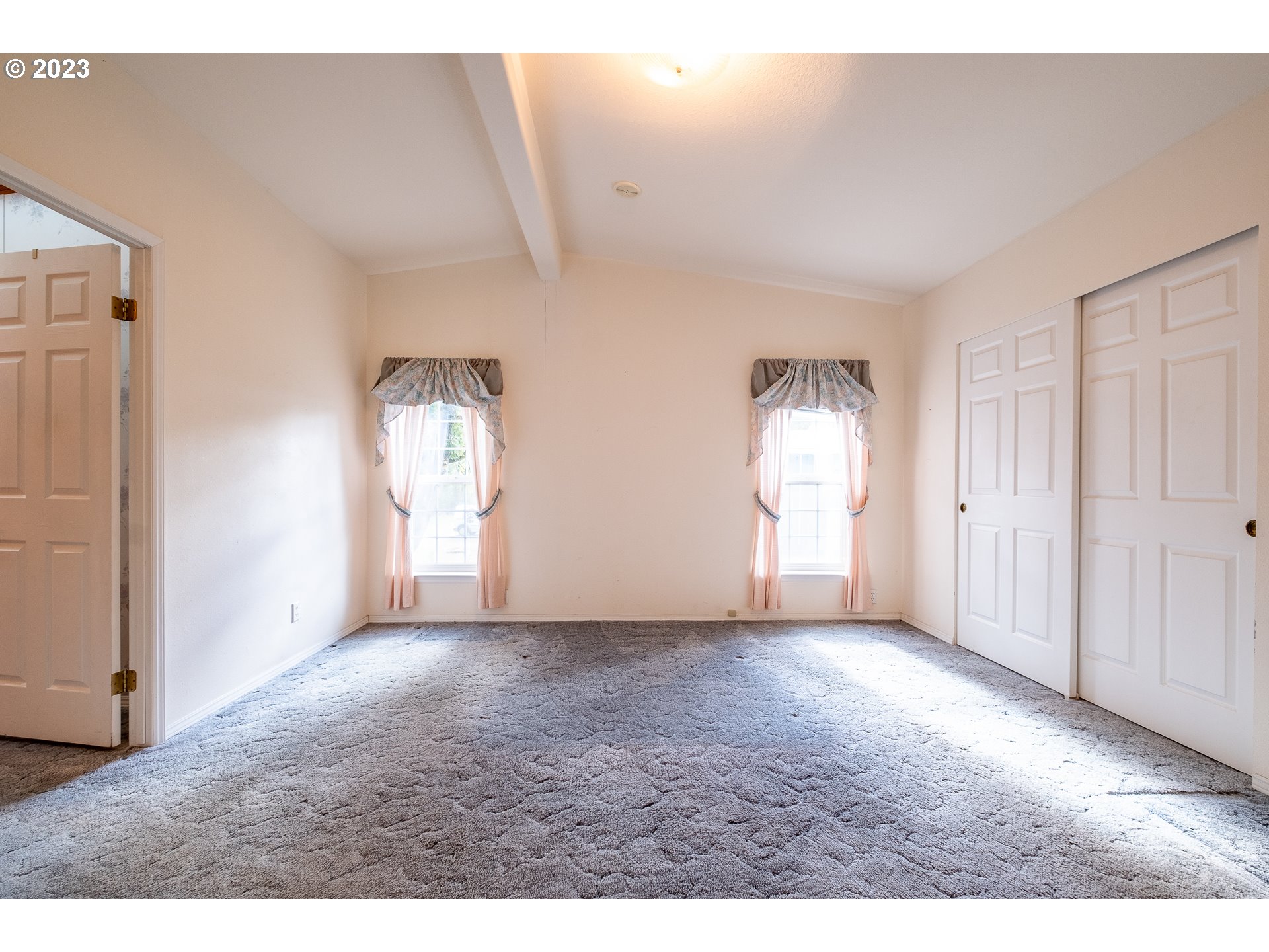31020 Ty Valley Road Lebanon, OR 97355 - Photo 7 of 42 Gallery Image 7
