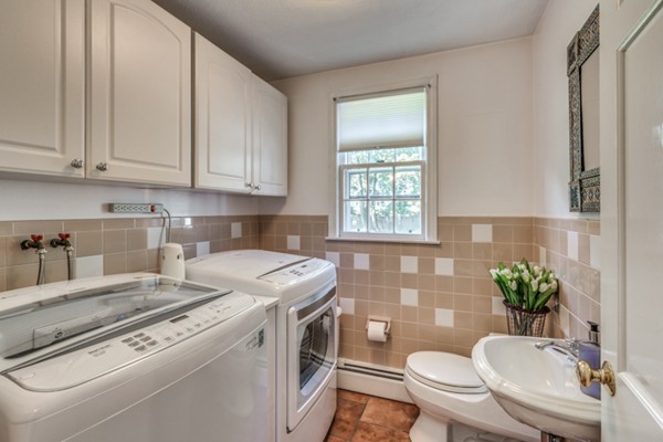 106 Red Gate Lane Reading, MA 01867 - Photo 12 of 30 Gallery Image 12