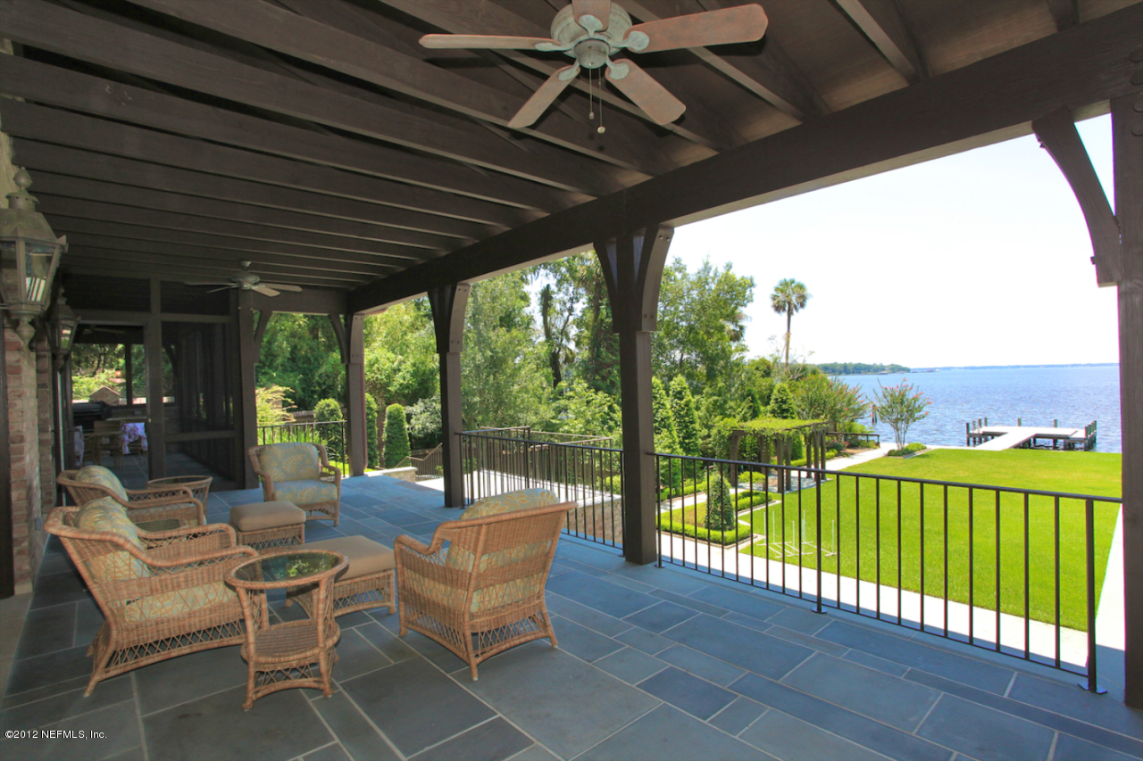 2122 River Road Jacksonville, FL 32207 - Photo 34 of 44 Lanai