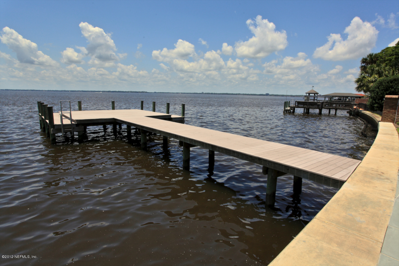 2122 River Road Jacksonville, FL 32207 - Photo 43 of 44 Dock