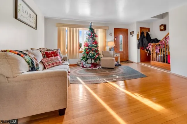 $639,999 | 20 Bergen Avenue, North Arlington, NJ 07031