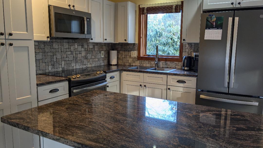 3341 Jungle Inn Road Arcadia, MI 49613 - Photo 4 of 44 Stunning New Kitchen!