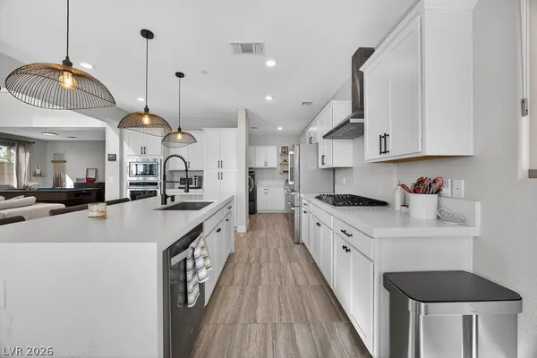 $3,950 | 6480 Castalnova Bend Drive, Las Vegas, NV 89166