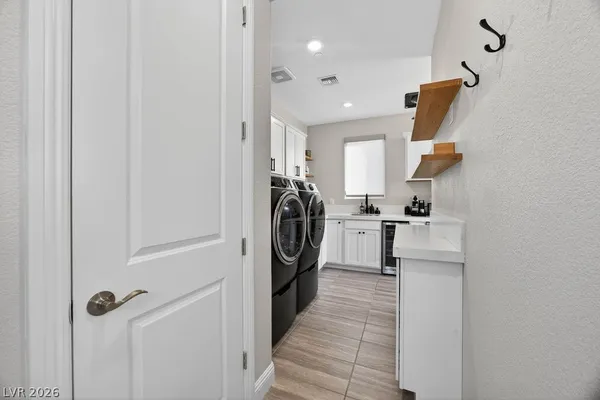 $3,950 | 6480 Castalnova Bend Drive, Las Vegas, NV 89166